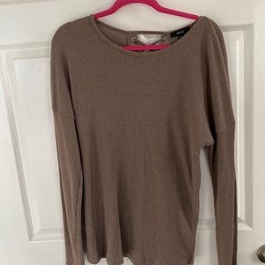 Very j top size large